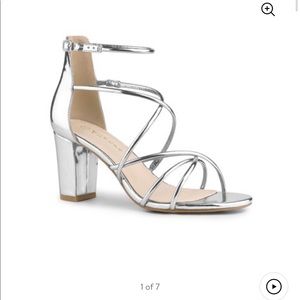 Allegra K silver heel size 8.5 great condition